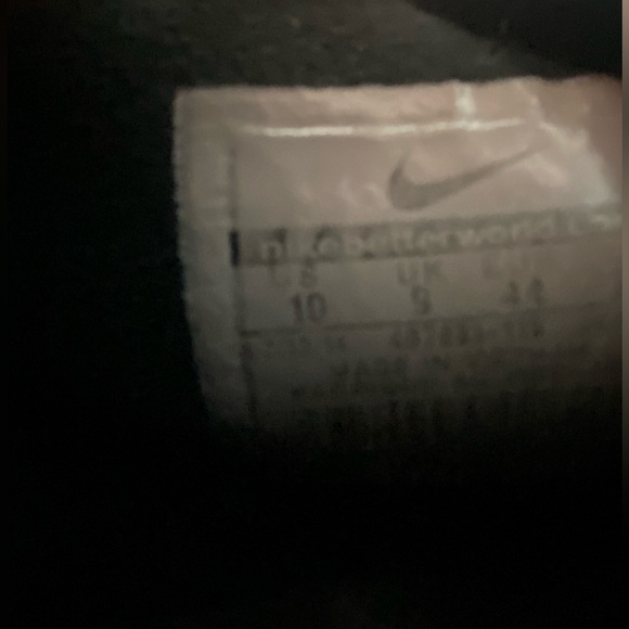Nike Sneakers - Discontinued! - Picture 14 of 14